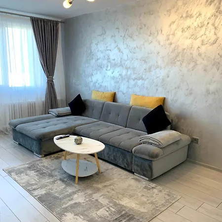Victoriei Boulevard Private Apartment Brasov Exterior photo