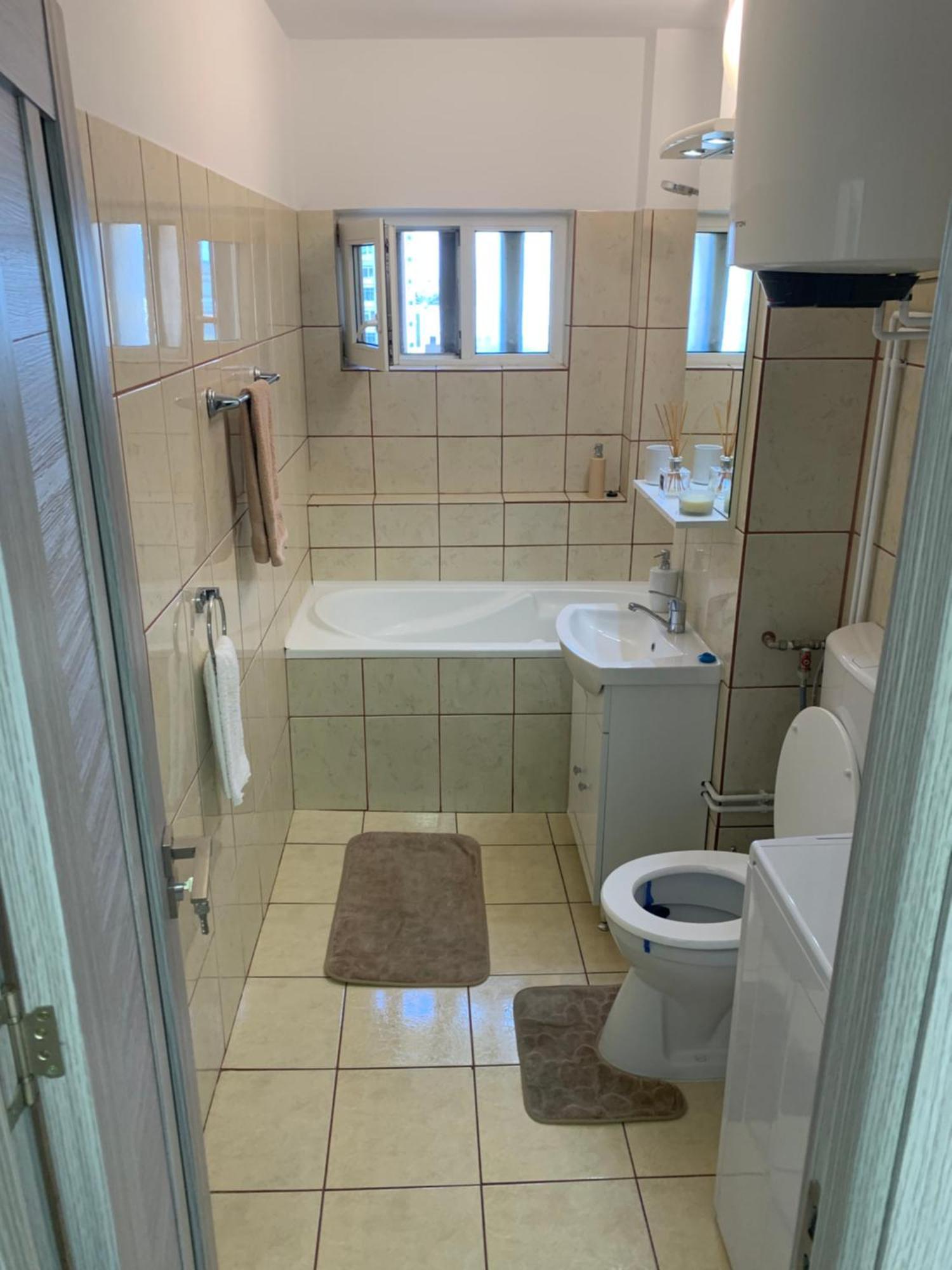 Victoriei Boulevard Private Apartment Brasov